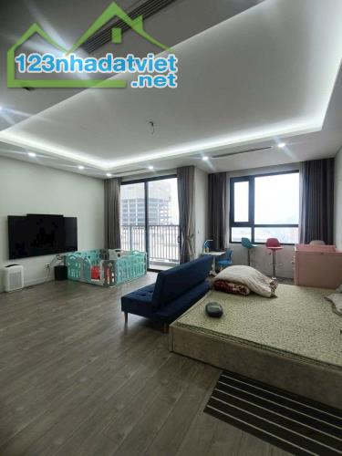 🏢 BÁN CĂN HỘ CHUNG CƯ NGOẠI GIAO ĐOÀN - 228M² - TẦNG 27 - 20.6 TỶ - 5