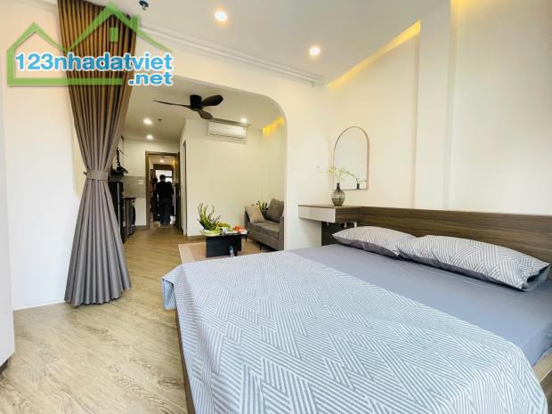 Bán nhà mặt phố Hồ Đắc Di, View Hồ, Ô tô đỗ cửa, thoáng trước sau, 21.5 Tỷ KD sầm uất - 2