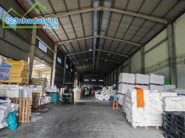 bán xưởng 20x117m (2.340m2) xã Đức Hòa Hạ , Đức Hòa, Long An giá 27 tỷ Lh: 0949 861 287