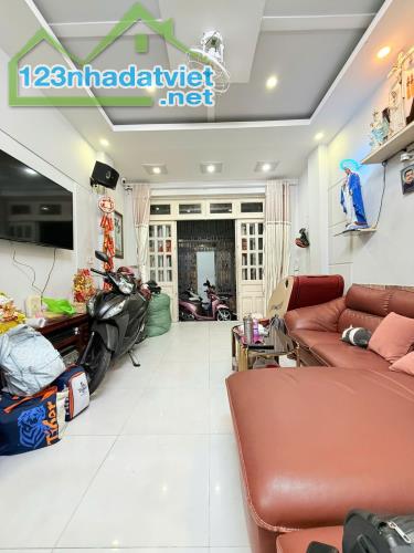 Bán nhà Đông Hưng Thuận - Quận 12 - Giáp Gò Vấp - Tân Phú - Tân Bình. 💥Chỉ 3.5tỷ💸💸 nhà