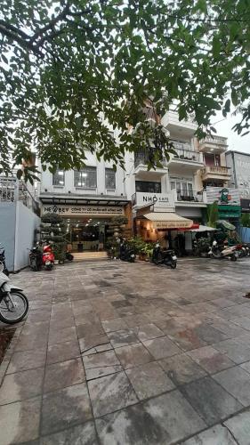 Bán Nhà Mặt Phố Vạn Phúc Ba Đình 153m2T MT10m Vỉa Hè KHỦNG 60 Tỷ Vạn Phúc. Lh Quyết. - 2