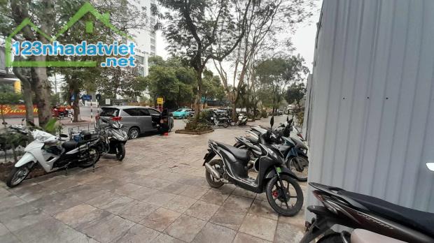 Bán Nhà Mặt Phố Vạn Phúc Ba Đình 153m2T MT10m Vỉa Hè KHỦNG 60 Tỷ Vạn Phúc. Lh Quyết. - 1