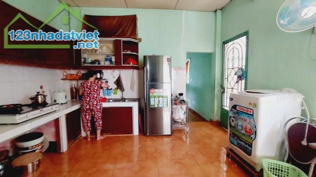 Cần bán gấp nhà Man Thiện, Tăng Nhơn Phú A, Thủ Đức, 110m2, ngang 5m, chỉ 6 tỷ 99 - 1