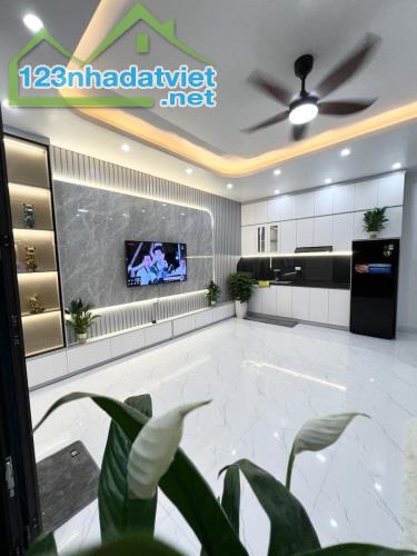 ĐẸP VÔ ĐỐI-MẶT TIỀN SIÊU RỘNG 6 MÉT- Khâm Thiên Gần Ô Chợ Dừa 36m/4Tầng 6.98 Tỷ - 4