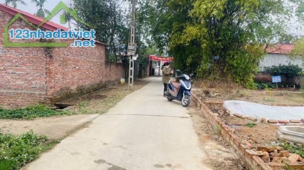 Bán đất Xuân Đồng Tân Minh, Sóc Sơn 45m2 Full thổ cư ô tô thông giá 980tr