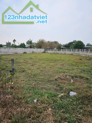 MÌNH CHÍNH CHỦ CẦN BÁN NHANH LÔ GÓC 2 MẶT TIỀN ĐƯỜNG - TRUNG LẬP HẠ - CỦ CHI - 2