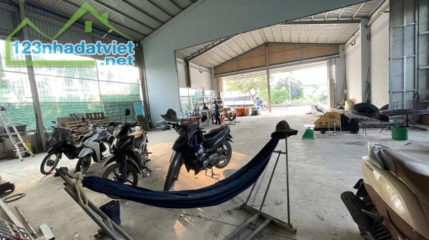 BÁN XƯỞNG MỚI, KIÊN CỐ ĐƯỜNG NGUYỄN THỊ RÀNH, CỦ CHI, 2,220 M2 ĐẤT - CÓ NHÀ CẤP 4 PHÍA - 1