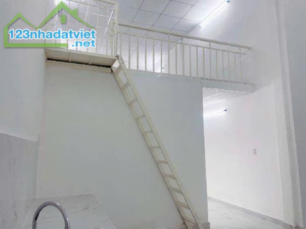 Bán nhà mặt tiền kinh doanh, giáp Lê Văn Khương, 1 trệt, quận 12, hẻm 8m, 4x17, nhỉnh 5 tỷ