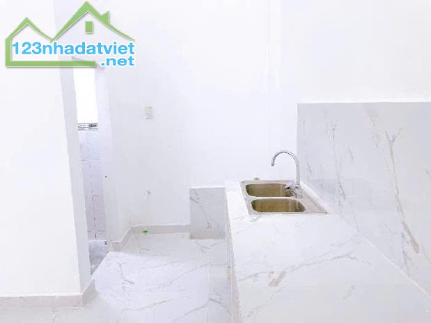 Bán nhà mặt tiền kinh doanh, giáp Lê Văn Khương, 1 trệt, quận 12, hẻm 8m, 4x17, nhỉnh 5 tỷ - 1