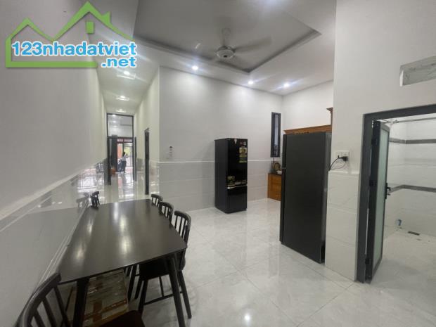 Bán nhà 135m², 2PN, 2WC, Linh Xuân, Thủ Đức, 6.1 tỷ, sổ hồng - 2