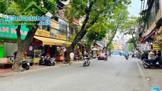 🔅CỰC RẺ - Mặt Phố La Thành, Giảng Võ, Ba Đình, Mặt Đường Vành Đai I 64m2 3T, Chỉ 18.8