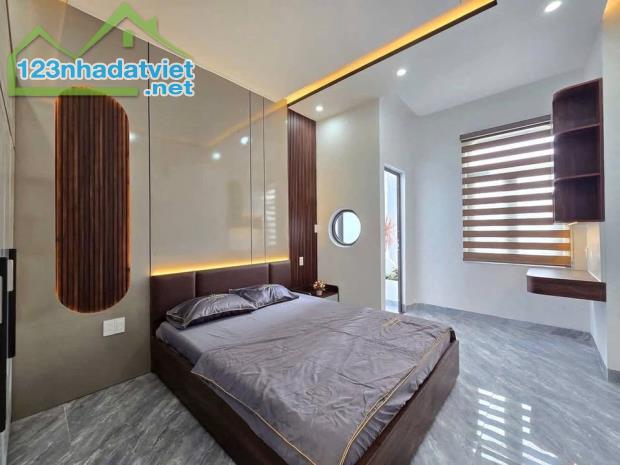 NHÀ 3 TẦNG MỚI ĐẸP – 140M² – KIỆT RỘNG 6M HOÀNG VĂN THÁI, TT LIÊN CHIỂU – CHỈ 3.8 TỶ - 3