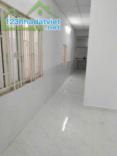 GẦN 100m2 - CHỈ 4.2 TỶ - HIỆP THÀNH Q12 - VF3 VÀO NHÀ - HẺM THÔNG - C4 Ở NGAY - 1