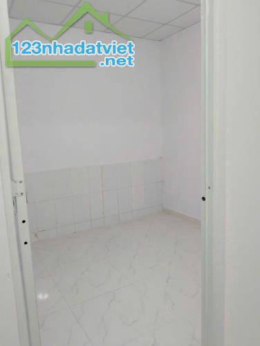GẦN 100m2 - CHỈ 4.2 TỶ - HIỆP THÀNH Q12 - VF3 VÀO NHÀ - HẺM THÔNG - C4 Ở NGAY - 4