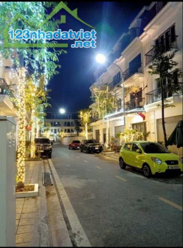 Bán nhà khu đô thị Việt Phát - Lê Chân, 77m 4 tầng, đường 12m, Giá 7.4 tỉ - 3