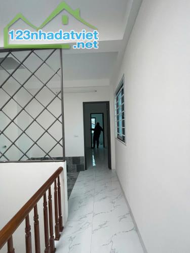 Duy nhất nhà xây độc lập/kiên cố khu dân trí cao ngay gần bến xe+ga tàu trên cao Yên Nghĩa - 1