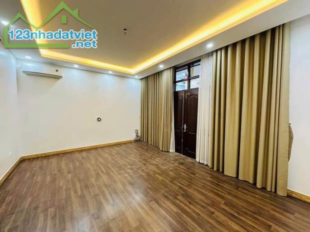 Bán nhà phố Bạch Thái Bưởi - Nguyễn Khuyến, Hà Đông, 85m2, 5T, oto tránh, KD, nhỉnh 20 tỷ2