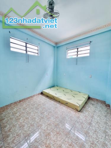 Bán nhà hẻm 958 Lạc Long Quân, Quận Tân Bình, 45m2 - 1