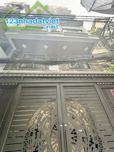 Bán nhà dòng tiền 1.5 tỷ/năm mới đẹp, 90m x 8 tầng Chùa Bộc, Đống Đa 22 tỷ