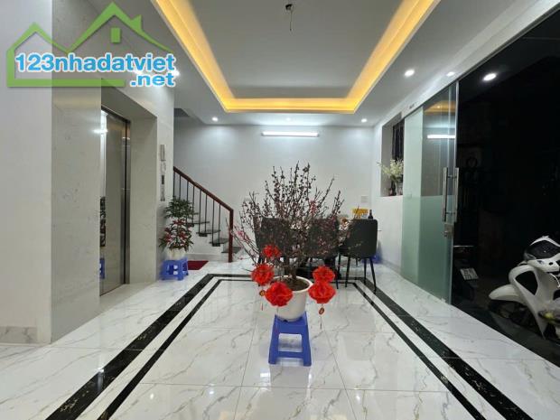 Bán nhà Định Công Thượng ngõ thông ô tô gần 34m2 nhỉnh 6 tỷ