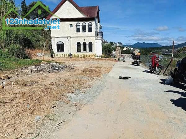 Bán đất biệt thự Nam Hồ view đẹp - phường 11 - thành phố đà lạt