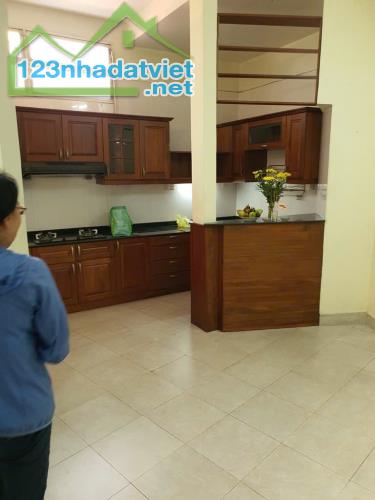 Bán nhà mặt tiền Nguyễn Tri Phương Quận 5, 4,5x 15m 6 tầng chỉ nhỉnh 16 tỷ - 5