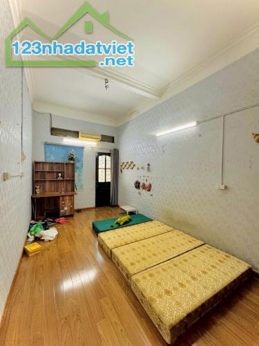 Bán nhà Phố Bạch Mai, ngỗ oto, kinh doanh: 25m2, 4T, mt 3,3m. Giá nhỉnh 9 tỷ - 1