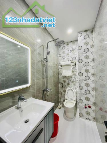 🔥 BÁN NHÀ 5 TẦNG BIÊN GIANG – CÁCH QUỐC LỘ 6 CHỈ 200M – TIỆN ÍCH NGẬP TRÀN – GIÁ CHỈ 3.3 - 2