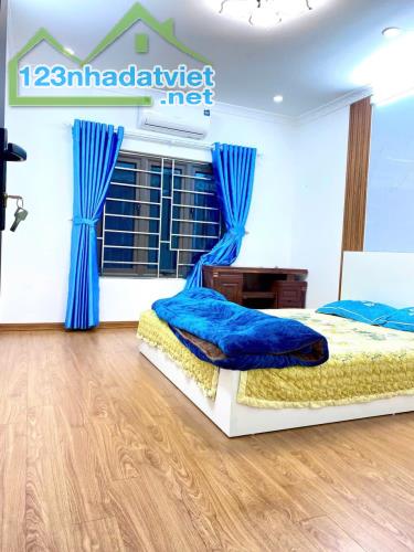 Bán Nhà Khương Trung Thanh Xuân 32m2, 4T,3N, Sổ Đẹp Nở Hậu, Ngõ Rộng Thoáng, Giá Rẻ - 1