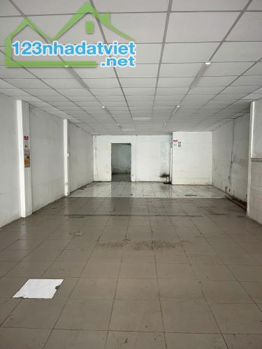 Cho thuê nhà Mặt tiền Tân Kỳ Tân Quý 180m2 - NGANG 6M - 3