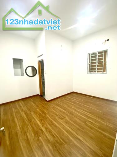 Bán nhà 46m2, đường LÊ VĂN KHƯƠNG, Quận 12, 2 tầng, 2 PN, giá 2 tỷ 750 còn thương lượng. - 4