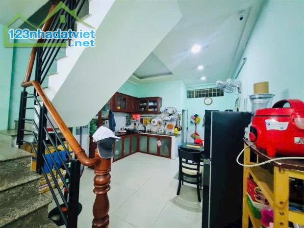 Bán nhà quận Gò Vấp,Phạm Văn Chiêu ,P 14,đường 3 m,40m2,2 tầng,giá :4,2 tỷ - 1