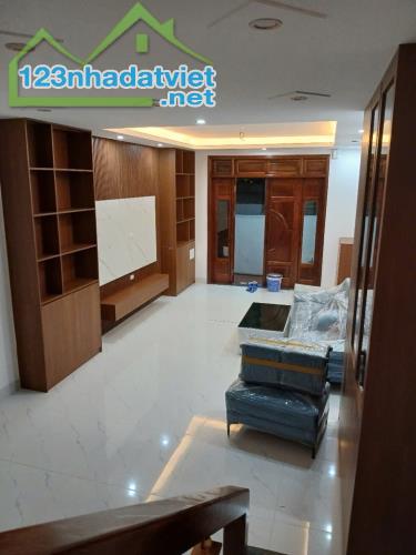 PHỐ ĐẠI MỖ – 48/52M² – GIÁ NHỈNH 8 TỶ – NHÀ ĐẸP XÂY MỚI – THANG MÁY – Ô TÔ ĐỖ CỔNG 🔥 - 2