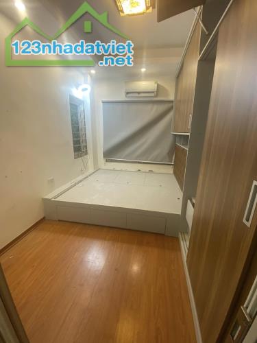 2,99  tỷ có nhà Tam Trinh sổ đỏ 20m2 5 tầng 3 ngủ ngõ gần ô tô - 1