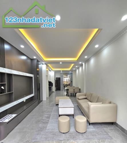 BÁN NHÀ VĨNH HƯNG - 35M, 5 TẦNG - GẦN TRƯỜNG, CHỢ - NGÕ THÔNG - 5,7 TỶ