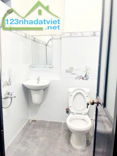 CHDV Dòng Tiền Ổn Định 23 Triệu/Tháng, Mặt Phố Đường 339, Phước Long B, Thủ Đức – Chỉ 6,9 - 2