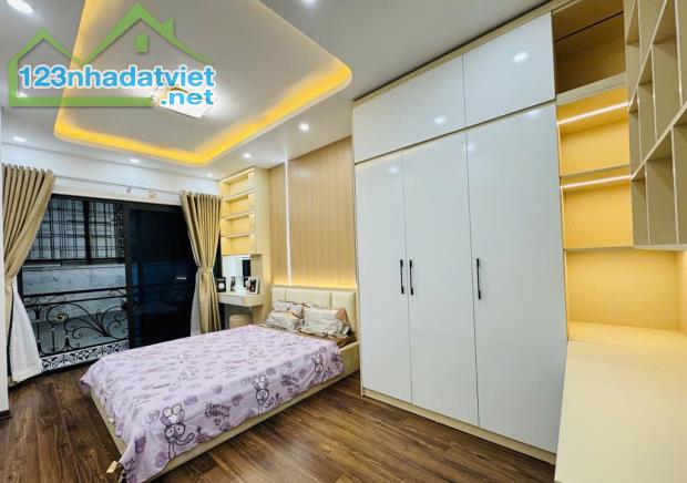 Homestay Vệ Hồ - view hồ - 8 tầng - 10m ra phố - 150m chỉ 36.7 tỷ - 2