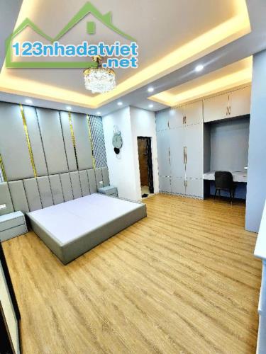 Homestay Vệ Hồ - view hồ - 8 tầng - 10m ra phố - 150m chỉ 36.7 tỷ - 4