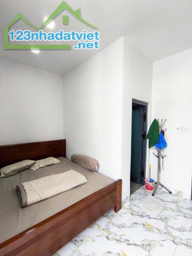 Nhà Mặt Tiền Gần Nguyễn Duy Trinh, Xe Hơi 2 Chiều, 60 m2(4x15), 3 Tầng, ÔTÔ Ngủ Nhà - 4