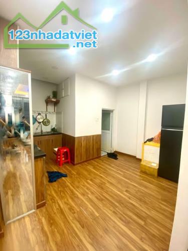 NHà Đẹp Giá Quá Rẻ 2 Tầng 46m2  SHR Hiệp Thành  Lê Văn Khương Quận 12 Sát Gò Vấp - 1