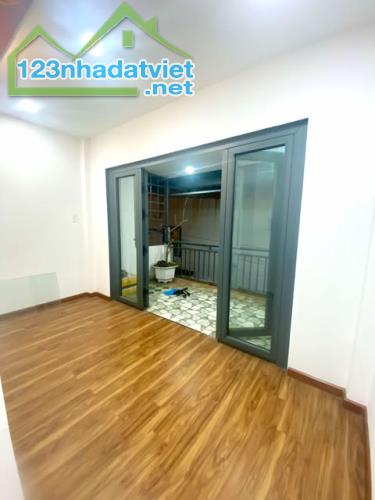 NHà Đẹp Giá Quá Rẻ 2 Tầng 46m2  SHR Hiệp Thành  Lê Văn Khương Quận 12 Sát Gò Vấp - 2