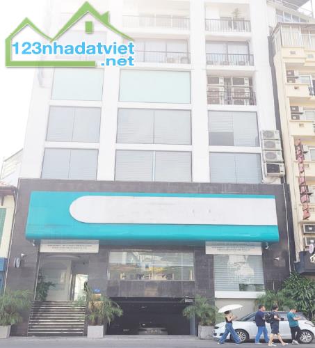 Bán Tòa Văn Phòng Mặt Phố Hào Nam, Đống Đa DT 168m2, 9T, MT 8,2m. Giá Cực Rẻ