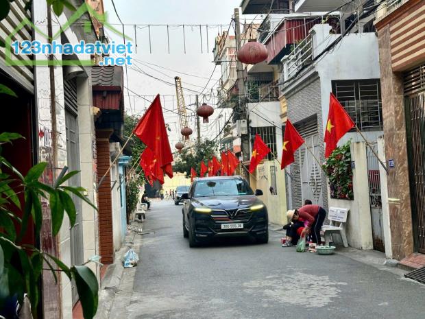 Cần bán nhà đẹp Sài Đồng – 70m2, ô tô tránh, giá tốt – Hiếm nhà bán! - 2