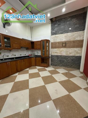 Bán nhà phố Trần Duy Hưng, Ô Tô Tránh, Kinh Doanh, 60m2, giá 20.2 tỷ - 5