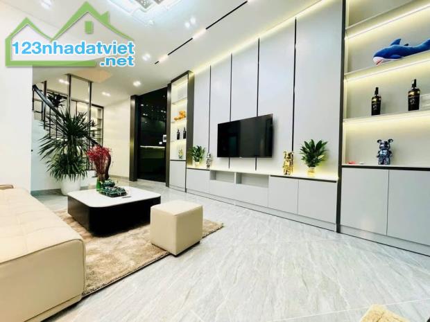 ÁN NHÀ KIM MÃ 25M2 6 TẦNG MẶT TIỀN RỘNG HƠN 5M Ô TÔ NGÕ RỘNG KINH DOANH THOẢI MÁI - 1