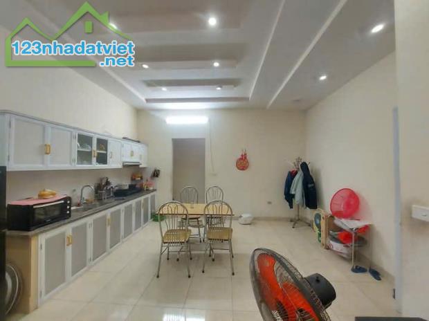 Chính chủ cần bán Căn Nhà 2.5 tầng Tại phường Đồng Thái, quận An Dương, Hải Phòng. - 1