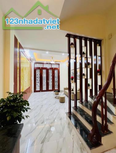 Với 3 tỷ có nhà 4Tx35m2,sổ sẵn,dọn về ở luôn,gần cầu Mai Lĩnh, Hà Đông view hồ thoáng mát - 2