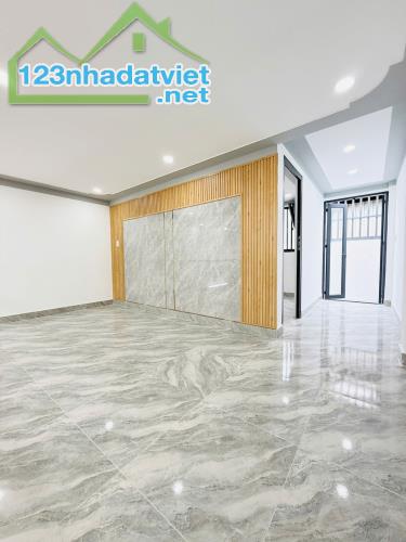 Bán nhà HXH, 50m2, đường Nguyễn Thị Kiểu, Quận 12, 2 tầng, giá 2 tỷ 450 còn thương lượng. - 2