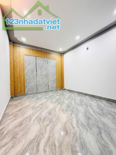 Bán nhà HXH, 50m2, đường Nguyễn Thị Kiểu, Quận 12, 2 tầng, giá 2 tỷ 450 còn thương lượng. - 3