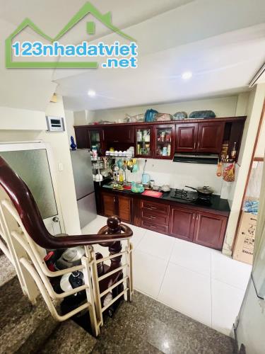 (S363) 🏠BÁN CĂN NHÀ HÒA BÌNH TÂN PHÚ - SÁT ĐẦM SEN Q11. 🏠 Kết cấu 4 tầng-hẻm xe hơi 👉 - 2